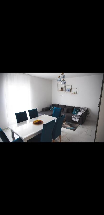 Apartman Dalmacija Zadar Bagian luar foto