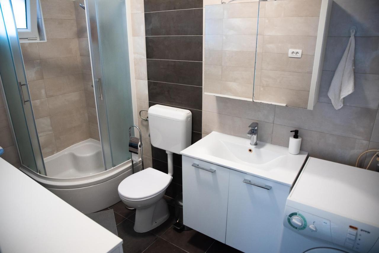 Apartman Dalmacija Zadar Bagian luar foto